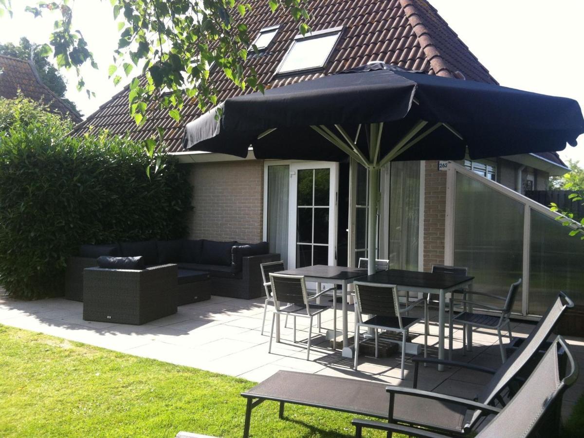 Lush Holiday Home In Earnew Ld Earnewâld Exterior photo