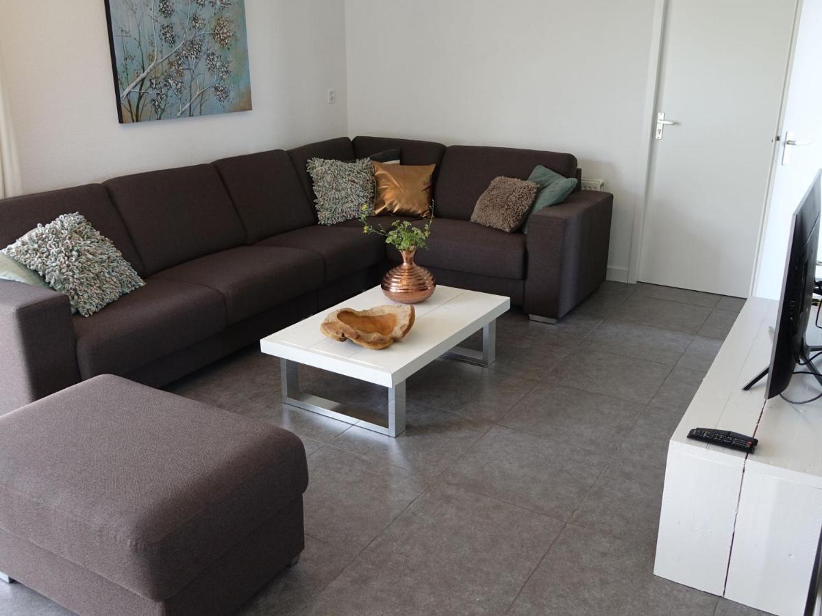 Lush Holiday Home In Earnew Ld Earnewâld Exterior photo